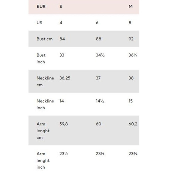 Bright red form fitting dress - Picture 3 of 3